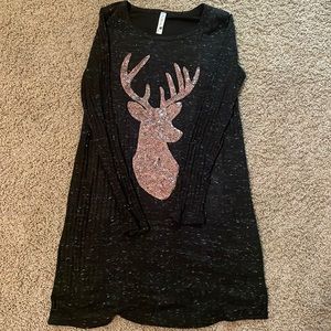 Long sleeve tunic perfect for the fall and winter season!